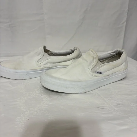 Vans White Slip-On Loafers unisex. - Picture 3 of 8